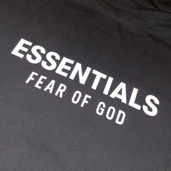 Fear of God Essentials Fleece Hoodie (FW24) Black (With Pockets) Size XXL - Picture 4 of 10